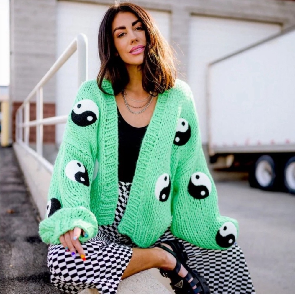 Dressed in LALA Mint Green Yin Yang Chunky Knit Cardigan